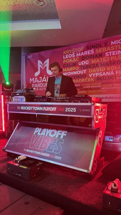 Pardubický ples · 28. 3. 2025 — Discosaurus DJs